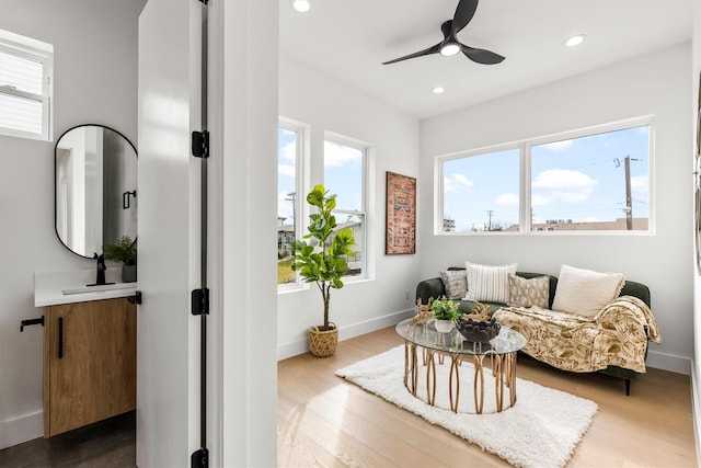 815 E 5th St, Dallas, TX 75203 - living area featuring a ceiling fan, wood finished floors, recessed lighting, and baseboards