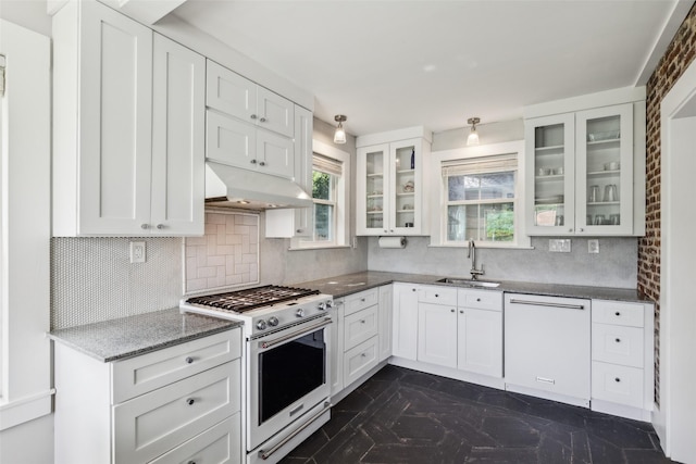 3718 Tulsa Way, Fort Worth, TX 76107 - kitchen with white appliances, under cabinet range hood, a sink, and backsplash
