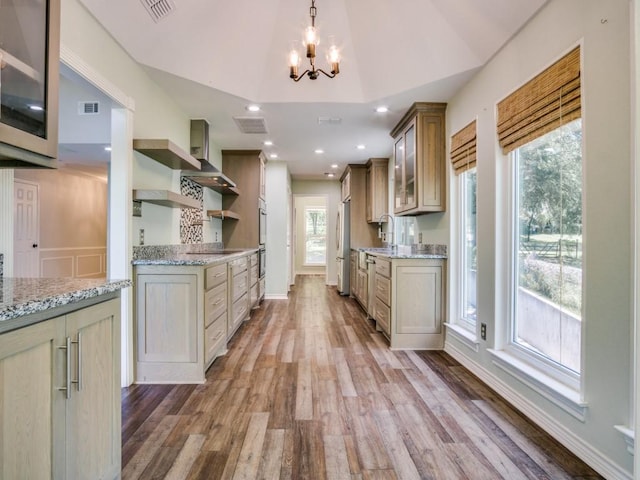 7710 Ravenswood Rd, Granbury, TX 76049 - kitchen featuring freestanding refrigerator, open shelves, light wood-style flooring, a chandelier, and vaulted ceiling