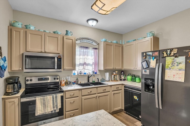 1006 Beaver St, Lacy Lakeview, TX 76705 - kitchen with stainless steel appliances, a sink, and light countertops