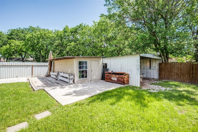 101 E Mulberry St, Decatur, TX 76234 - rear view of house with a patio
