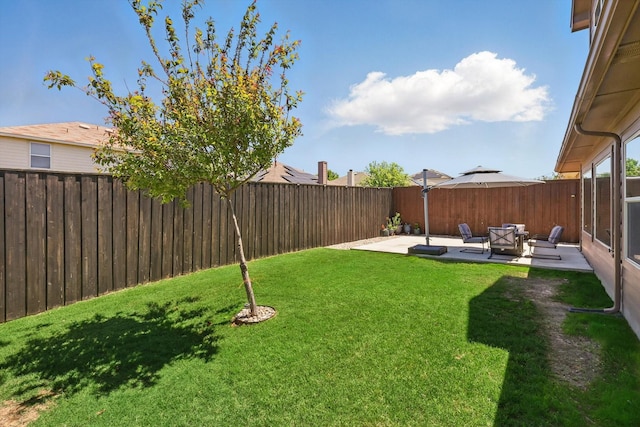 7113 Creighton Ct, Fort Worth, TX 76120 - view of yard with a patio area