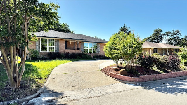 3315 Cedarcroft Ln, Dallas, TX 75233 - view of front facade featuring brick siding