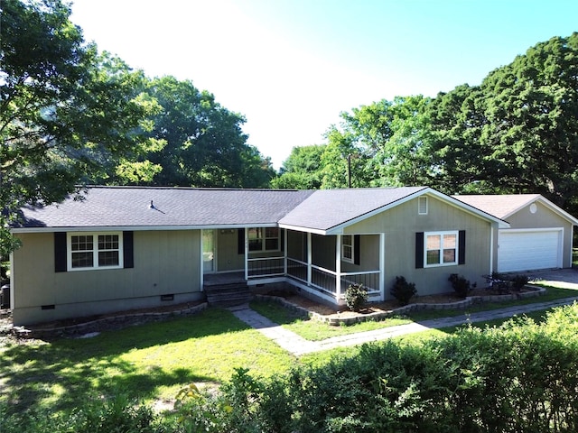 220 Seabreeze Dr, Gun Barrel City, TX 75156 - ranch-style house featuring crawl space, a porch, a front yard, roof with shingles, and a garage