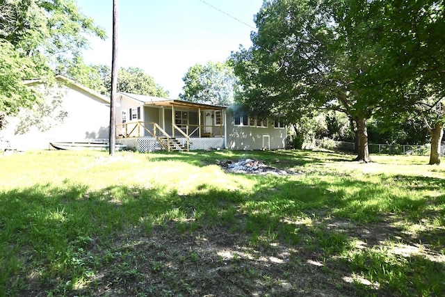 220 Seabreeze Dr, Gun Barrel City, TX 75156 - view of yard featuring a porch