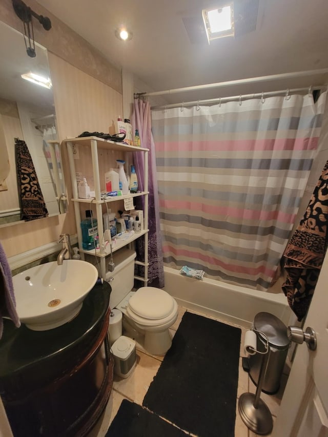 4601 County Road 3416, Lone Oak, TX 75453 - full bathroom featuring shower / tub combo with curtain, toilet, vanity, and tile patterned flooring