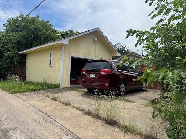 1614 Savage Dr, Mesquite, TX 75149 - view of home's exterior with a garage
