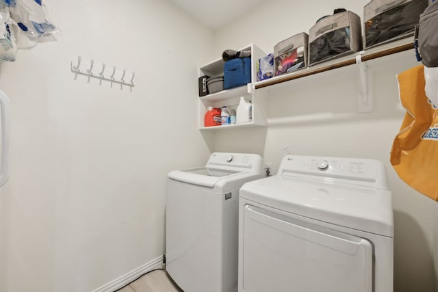2004 Creekridge Dr, Lewisville, TX 75010 - laundry area featuring washing machine and dryer