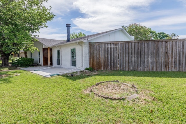 3510 Knoll Point Dr, Garland, TX 75043 - view of grassy yard with a patio