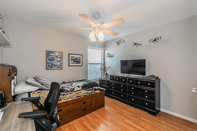 717 Kim Ln, Royse City, TX 75189 - home office with a ceiling fan, light wood finished floors, and baseboards