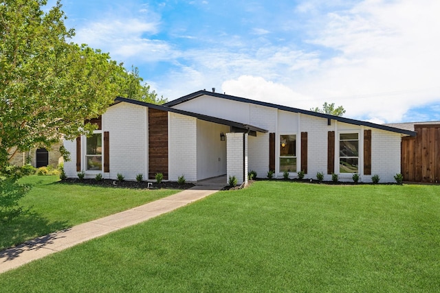 4128 Blackwillow Dr, Mesquite, TX 75150 - mid-century modern home with brick siding