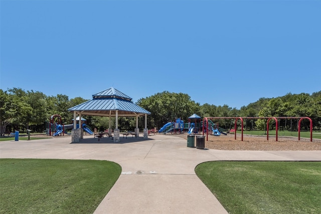 1522 Farm Dl, Allen, TX 75002 - community playground with a yard and a gazebo