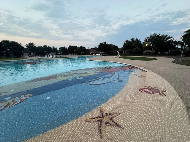 409 Hoover Ave, Lavon, TX 75166 - community pool with an area to practice putting