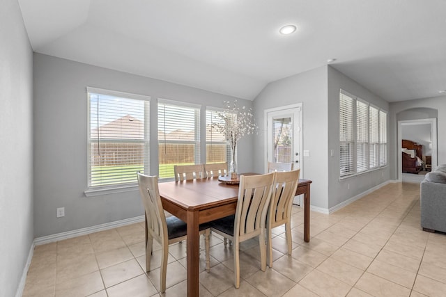 952 Sweeping Butte Dr, Fort Worth, TX 76052 - dining area with plenty of natural light, vaulted ceiling, baseboards, light tile patterned floors, and recessed lighting