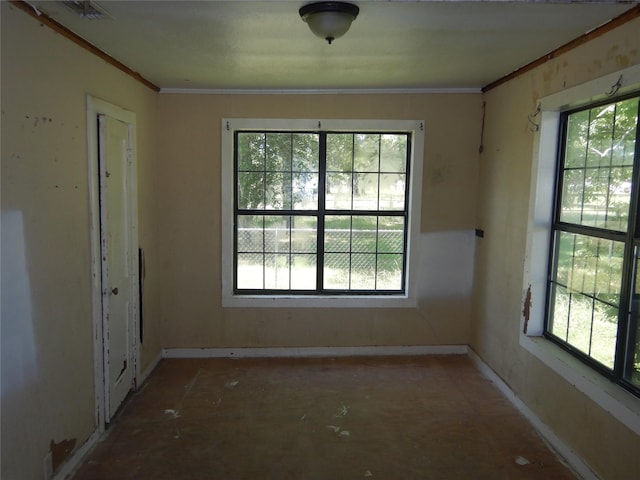 7519 Henderson Gin Rd, Shreveport, LA 71107 - unfurnished room with ornamental molding and baseboards