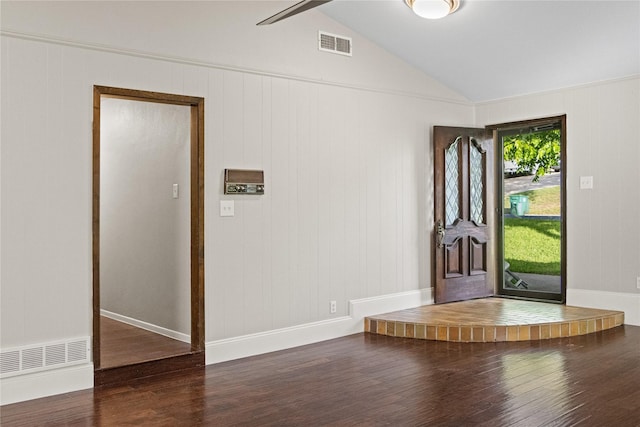 7636 Skylake Dr, Fort Worth, TX 76179 - foyer with wood finished floors, vaulted ceiling, and baseboards
