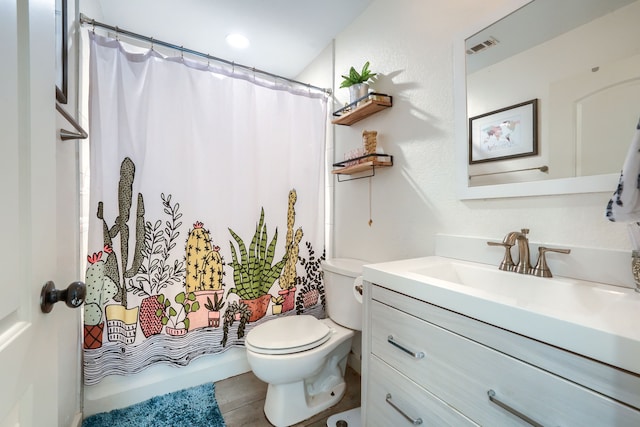 9613 County Road 4091, Scurry, TX 75158 - full bath with vanity and toilet