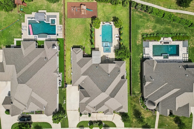 2509 Oak Bend Ct, Southlake, TX 76092 - bird's eye view of a pool area