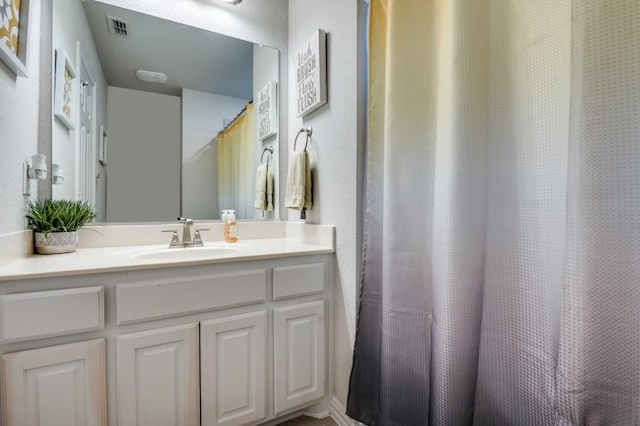 249 Noble Nest Dr, Midlothian, TX 76065 - full bath with vanity and a shower with curtain