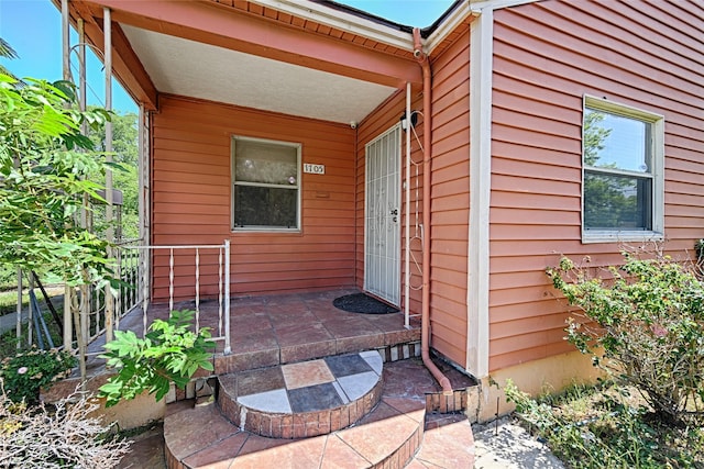 1705 Savoy St, Dallas, TX 75224 - view of property entrance