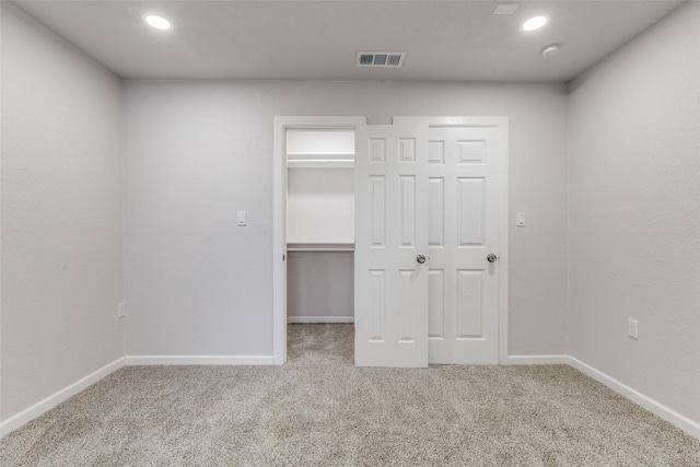3321 NW 31st St, Fort Worth, TX 76106 - unfurnished bedroom featuring carpet flooring, a spacious closet, baseboards, recessed lighting, and a closet