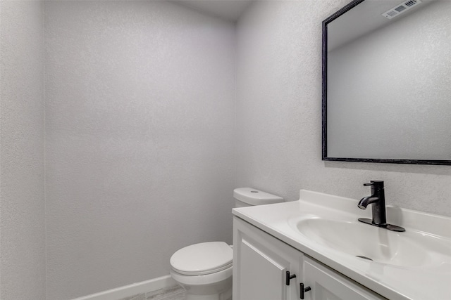 3321 NW 31st St, Fort Worth, TX 76106 - bathroom featuring vanity and toilet
