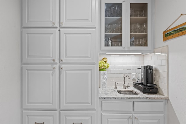 4304 Warnock Ct, Fort Worth, TX 76109 - indoor wet bar featuring backsplash