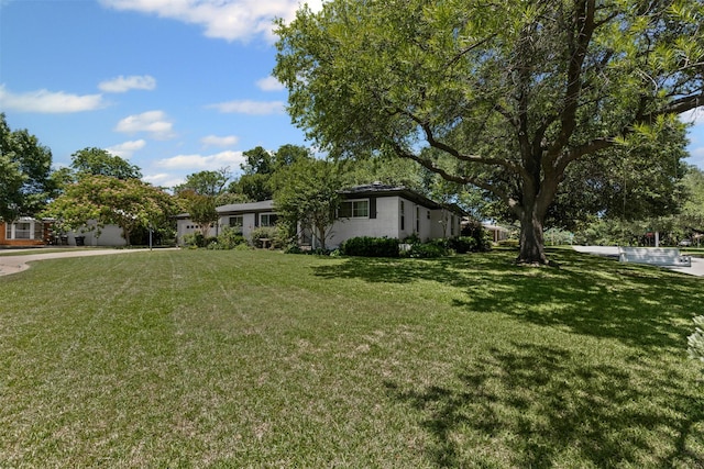 4304 Warnock Ct, Fort Worth, TX 76109 - view of green lawn