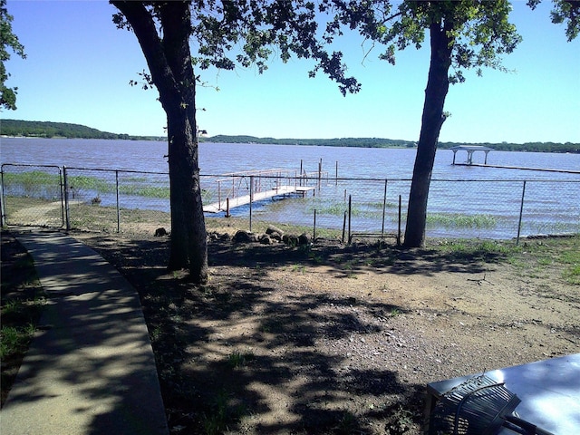999 Roberts Cut Off Rd, Bowie, TX 76230 - water view with a gate