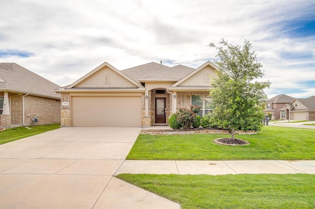 7200 Paso Verde Dr, Fort Worth, TX 76131 - craftsman-style house with a garage, concrete driveway, and a front lawn
