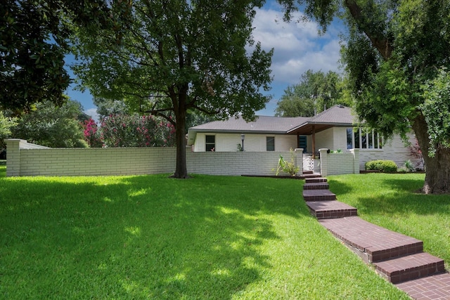 133 Lakeridge Dr, Dallas, TX 75218 - view of ranch-style house