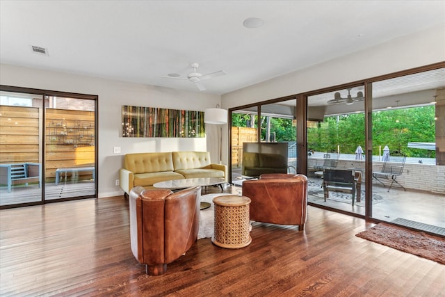 133 Lakeridge Dr, Dallas, TX 75218 - living area with ceiling fan and wood finished floors