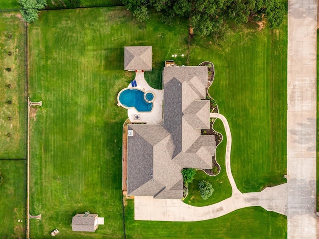215 Thornhill Cir, Double Oak, TX 75077 - drone / aerial view of a pool area
