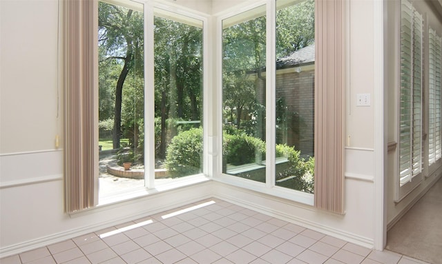 332 Diamond Oaks Dr, Hudson Oaks, TX 76087 - unfurnished sunroom with healthy amount of natural light