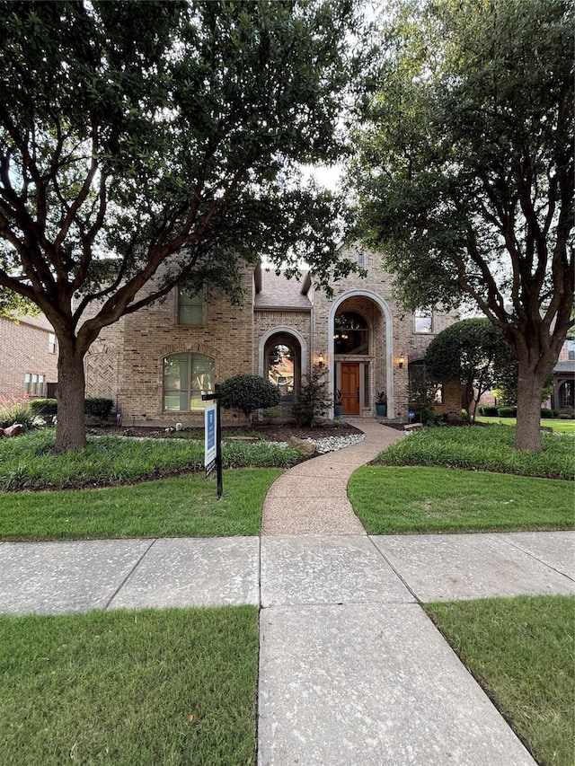 11667 Bent Creek Trl, Frisco, TX 75033 - view of front of house with a front yard
