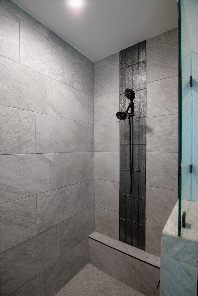 103 Saddle Club Rd, Weatherford, TX 76088 - bathroom with tiled shower