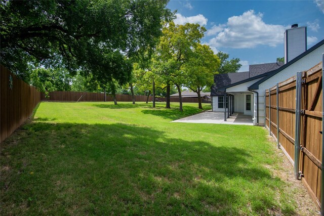103 Saddle Club Rd, Weatherford, TX 76088 - view of yard with a patio