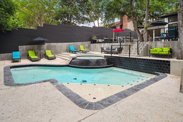 10823 Stone Canyon Rd, Dallas, TX 75230 - view of pool featuring a patio and a pool with connected hot tub