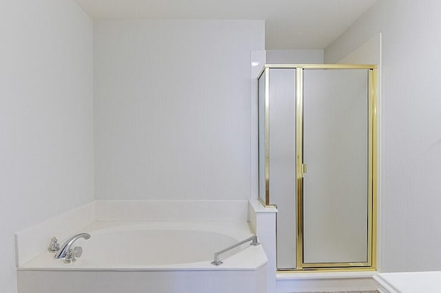 131 Crestridge Dr, Cedar Hill, TX 75104 - bathroom featuring a stall shower and a bath