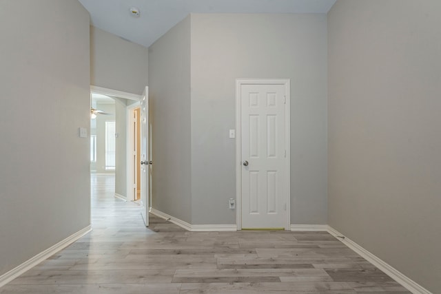 6937 Andress Dr, Fort Worth, TX 76132 - empty room featuring light wood-style flooring, baseboards, and a smoke detector