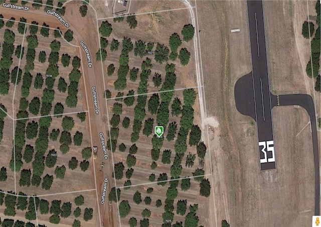 7023 Gulfstream Dr, Granbury, TX 76049