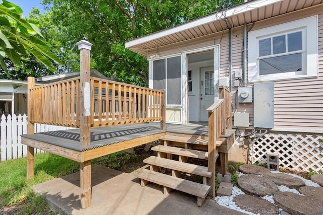 2600 Colcord Ave, Waco, TX 76707 - view of wooden terrace