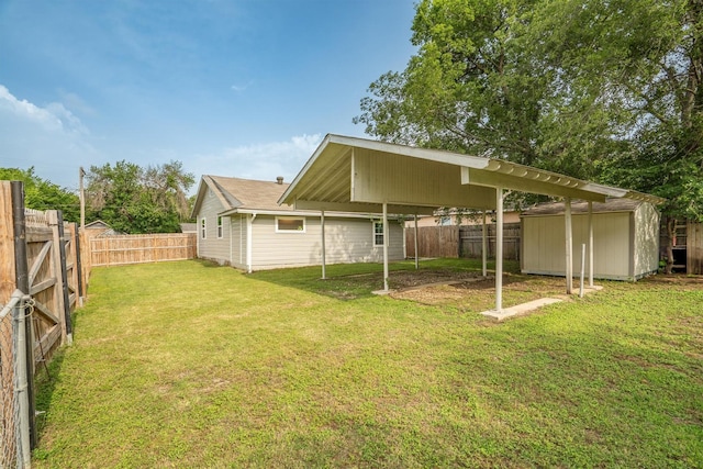 406 N Ruddell St, Denton, TX 76209 - view of yard with a carport