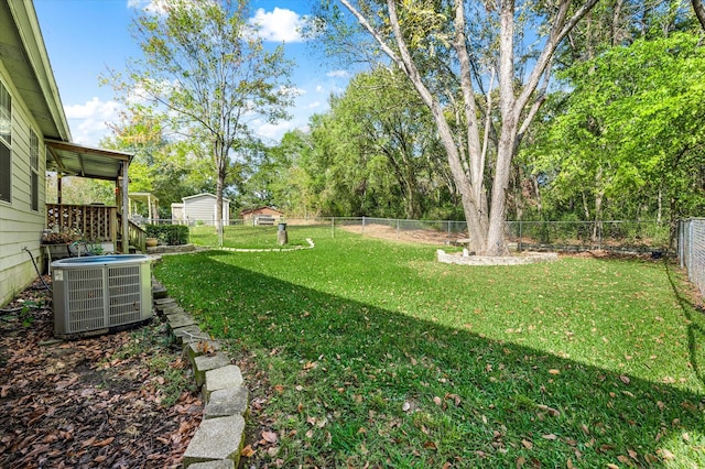 145 Vista Dr, Eustace, TX 75124 - view of yard featuring central AC