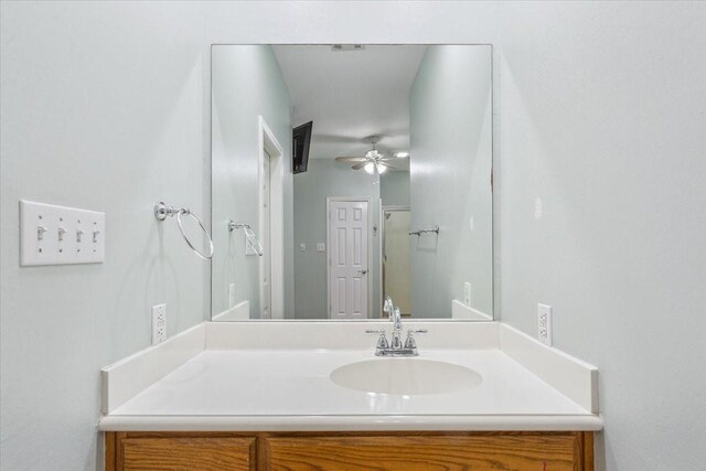 160 Brandy Hill Rd, Lorena, TX 76655 - bathroom with vanity and a ceiling fan