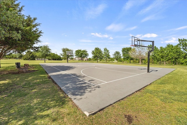 3134 Oak Dr, Rockwall, TX 75032 - view of basketball court with community basketball court and a lawn