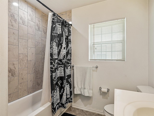 2522 W Jefferson Blvd, Dallas, TX 75211 - bathroom featuring toilet, tile patterned floors, shower / tub combo, and vanity