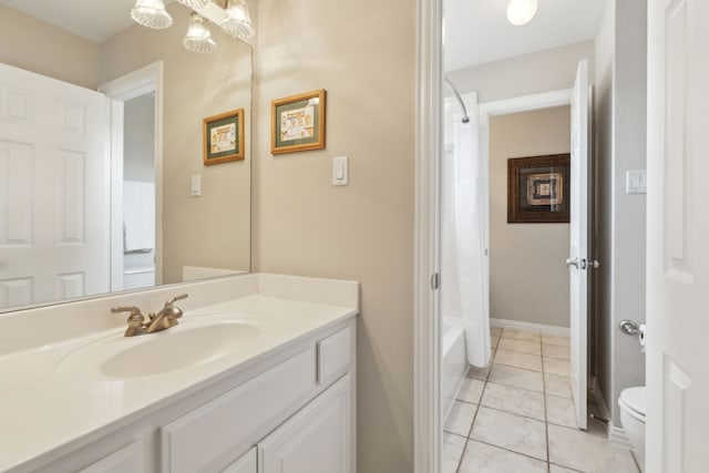 15198 Woodbluff Dr, Frisco, TX 75035 - bathroom featuring vanity, toilet, and shower / bathtub combination with curtain