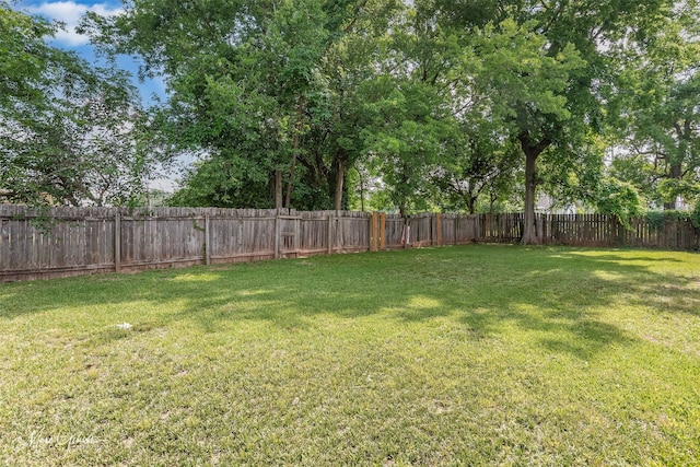 2383 Julia St, Bossier City, LA 71112 - view of yard