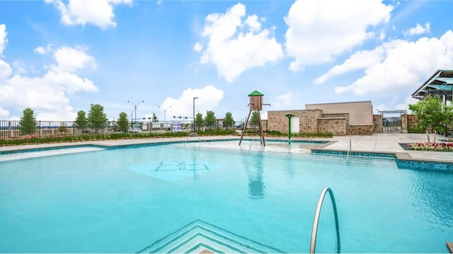 511 Poplar St, Princeton, TX 75407 - view of community pool